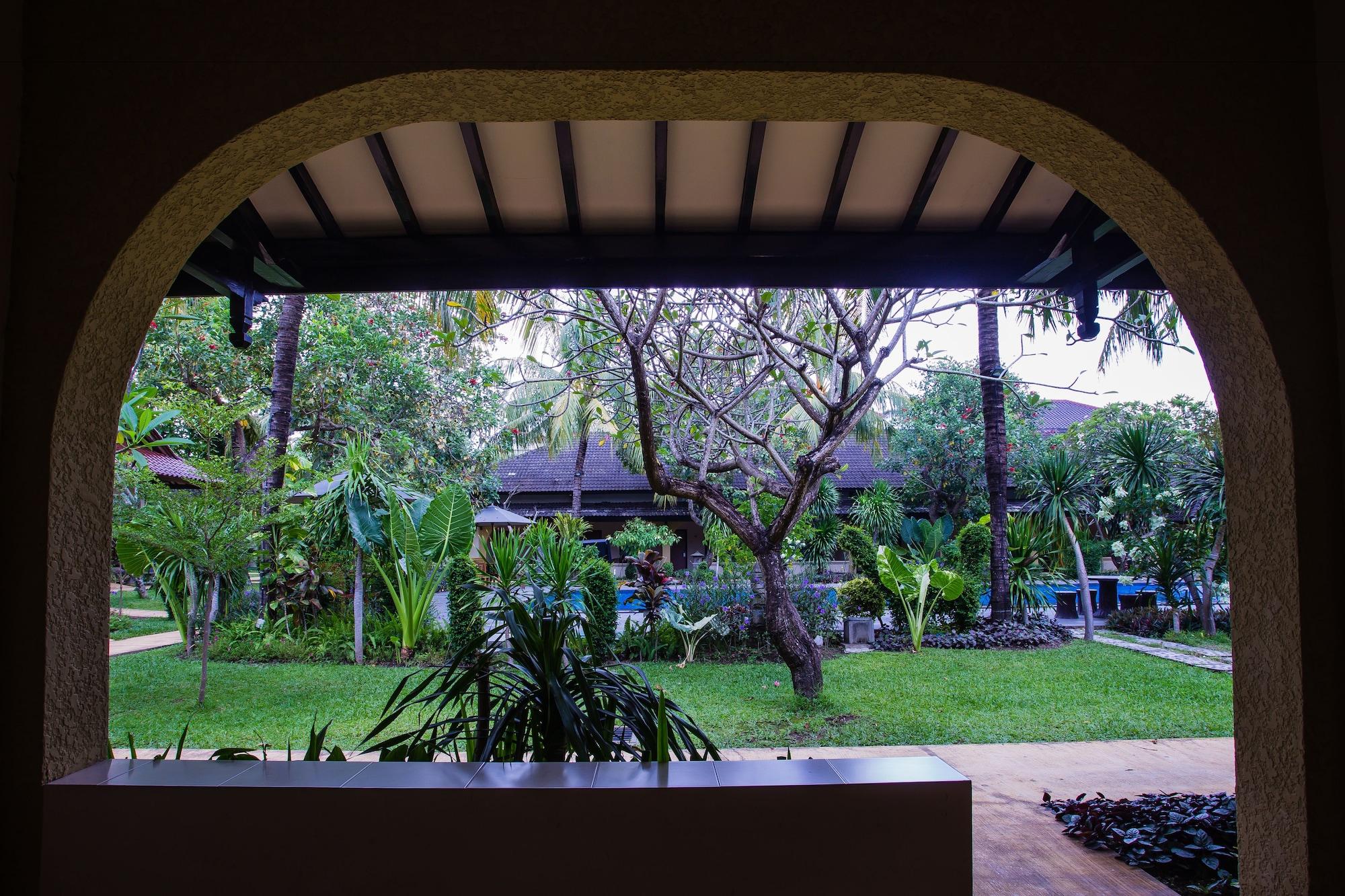 Lombok Garden Hotel Mataram Exterior photo