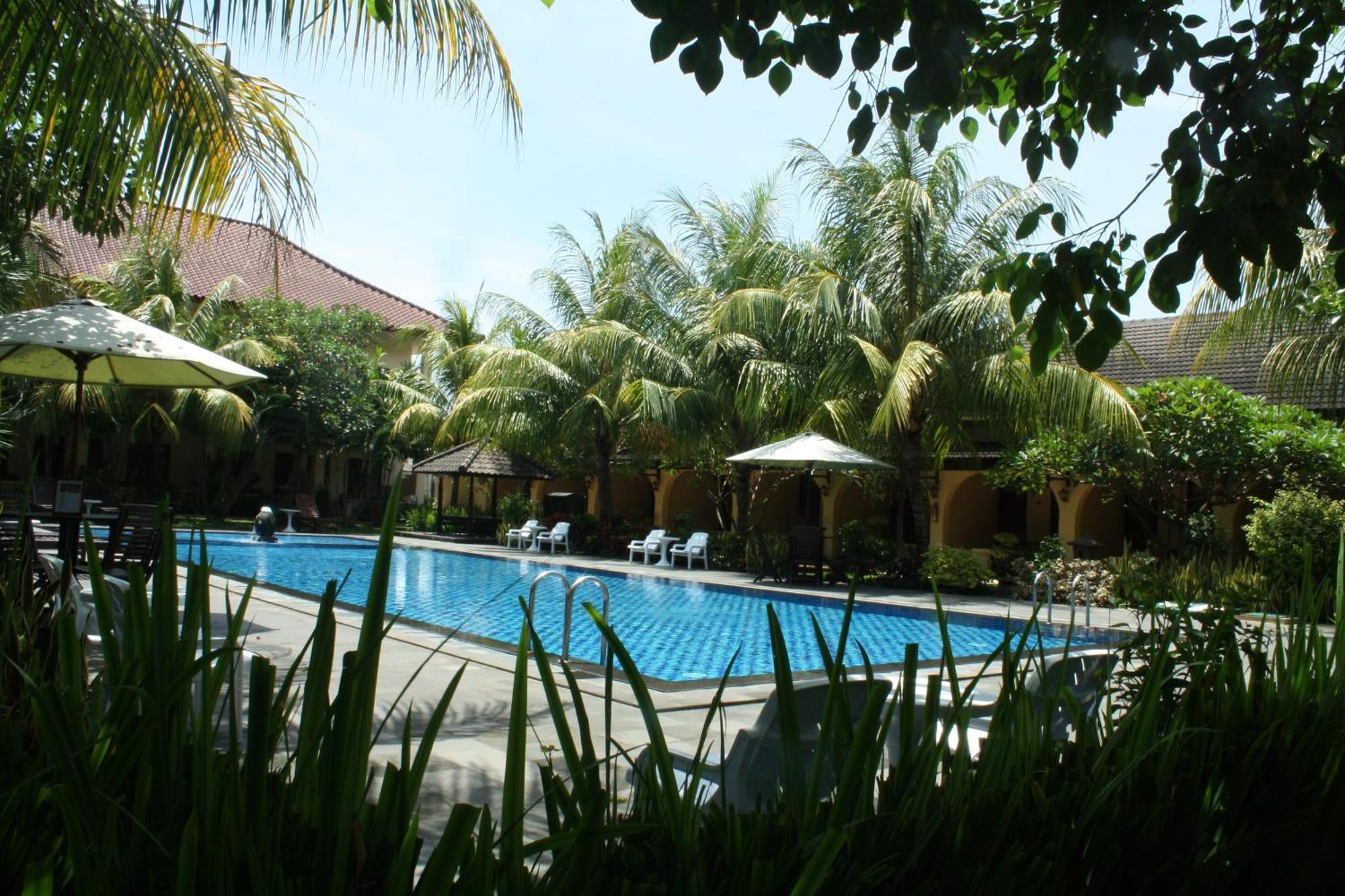 Lombok Garden Hotel Mataram Exterior photo