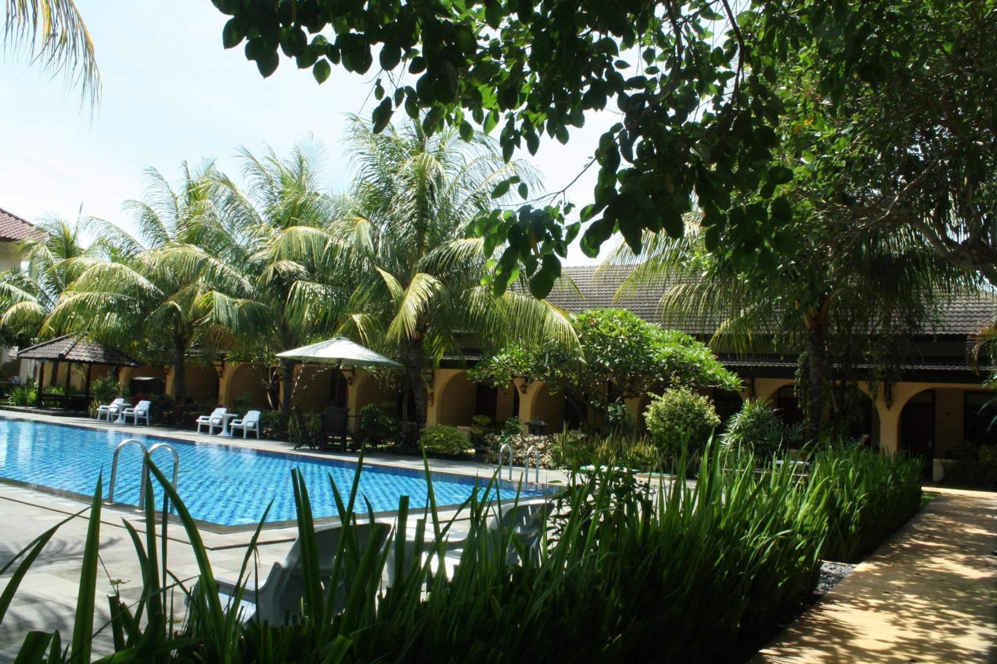Lombok Garden Hotel Mataram Exterior photo